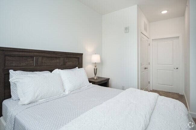 2HAB, 2BA - 907 ft² - The Alston
