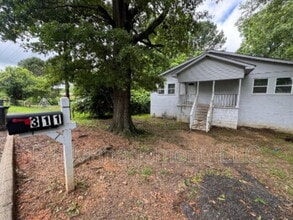 Building Photo - 311 Walker Ave