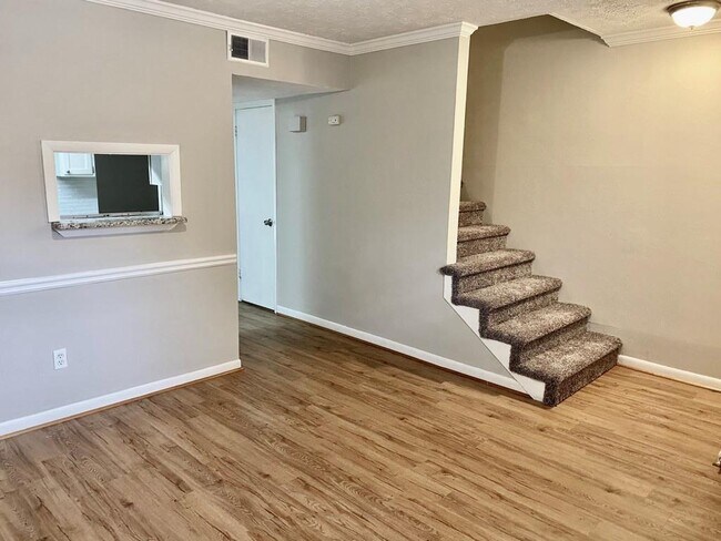 Foto del edificio - 3107 Reeves St SE