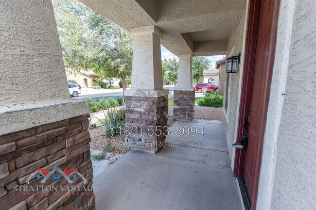 Foto del edificio - 21113 E Stonecrest Dr