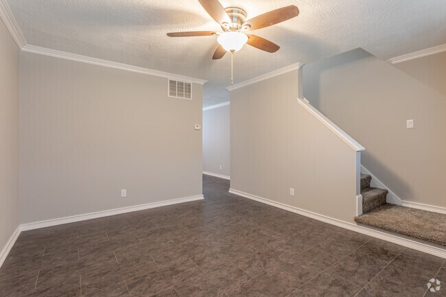 2HAB, 1BA - 1400 ft² - Forest Park Apartments