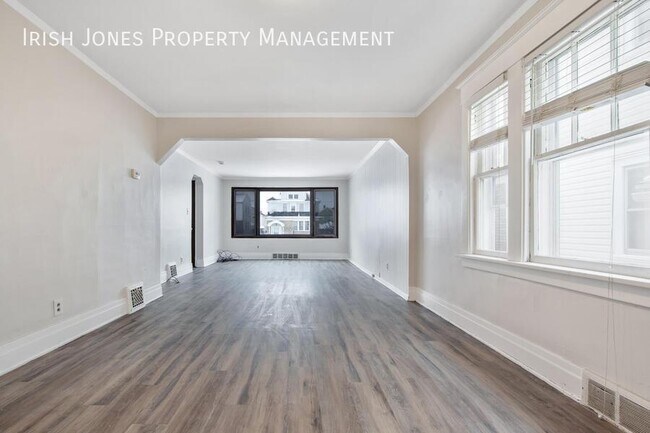 Foto del edificio - 276 Davidson-Lower