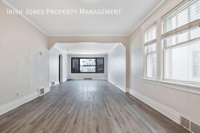 Building Photo - 276 Davidson-Lower