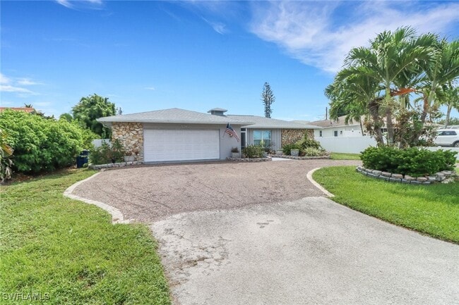 Building Photo - 28215 Sunset Dr