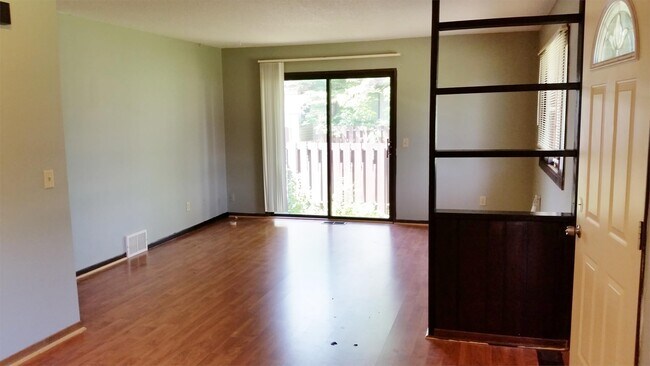 Building Photo - 6416 83rd Ct N