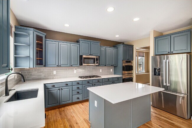 Foto del edificio - 8699 S Addison Way