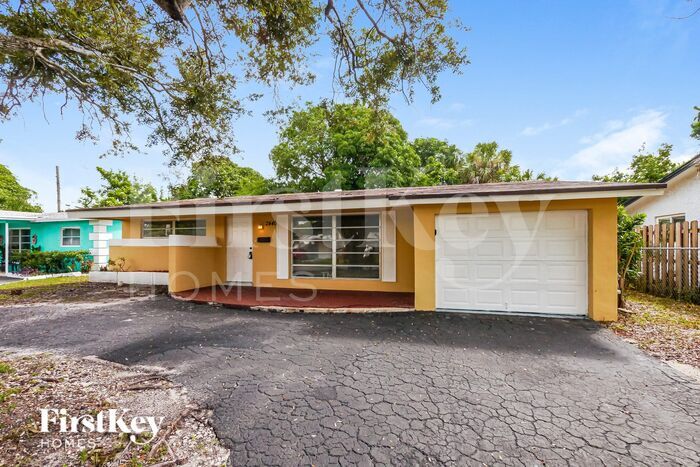 Primary Photo - 2440 NW 68th Ave