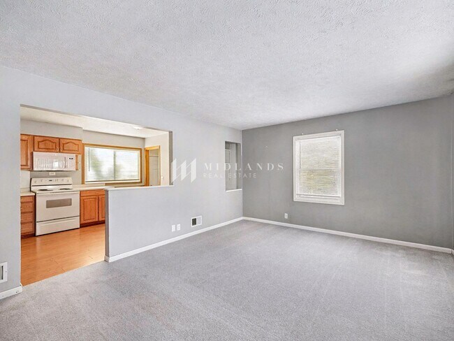 Foto del edificio - Location! Location! Location!