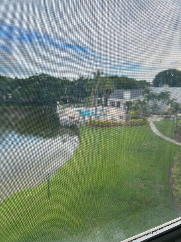 Foto principal - 1401 Village 937 Blvd