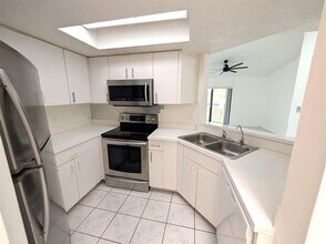 Building Photo - 9705 SW 138th Ave