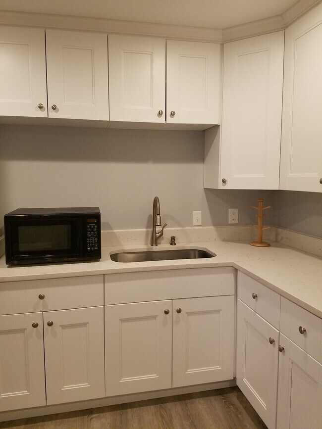 kitchen - 7812 Stanley Ln