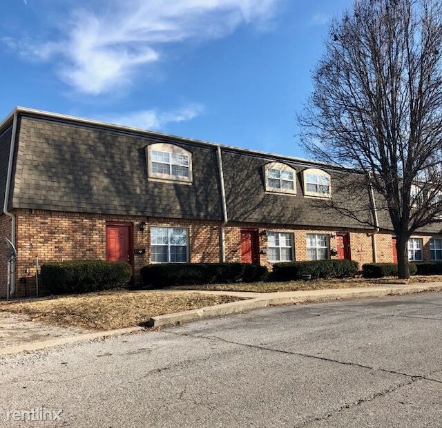 675 Camelot Dr Unit Apt 11, Collinsville, IL 62234 Apartment for Rent