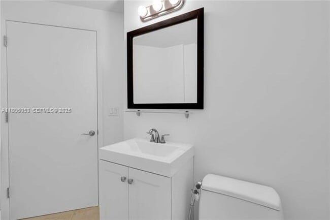 Photo - 3131 NE 188th St unit 2-1005 (A11896053) Apartments