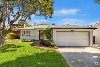Building Photo - 3444 S Bentley Ave