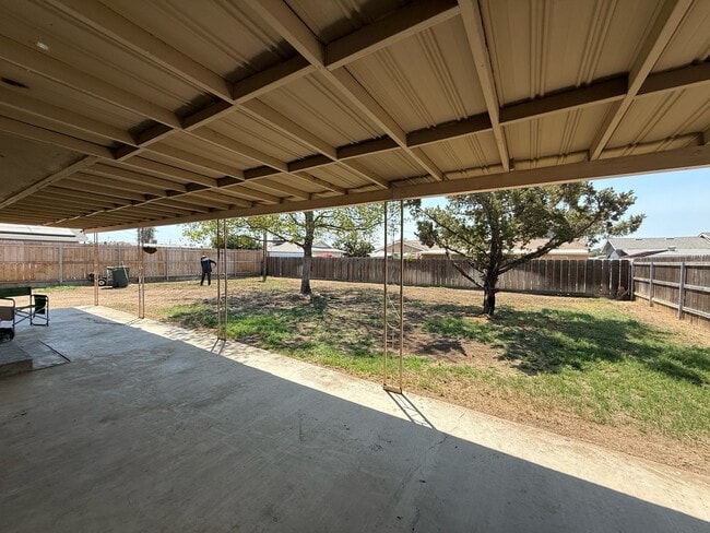 Building Photo - 159 W Burlwood Ln
