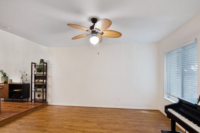 Foto del edificio - 11681 Village Pl Dr