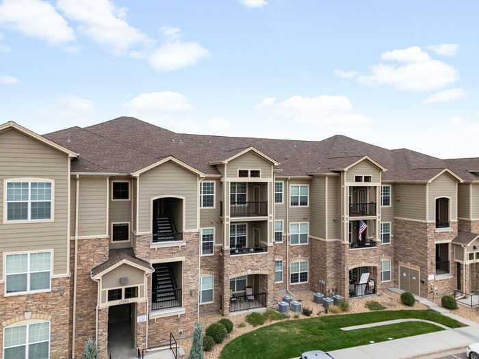 Primary Photo - Gorgeous 2 beds 2 baths in Parker! Holiday move-in special 50% off the first month's rent!!