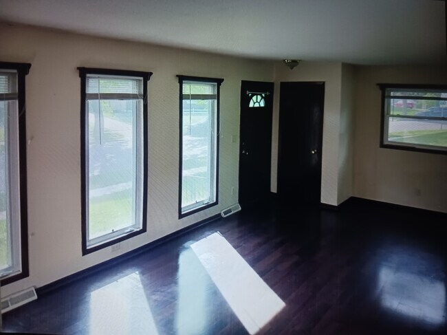 Foto del edificio - 4121 5th Pl NW