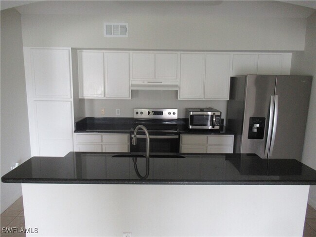 Building Photo - 7965 Preserve Cir