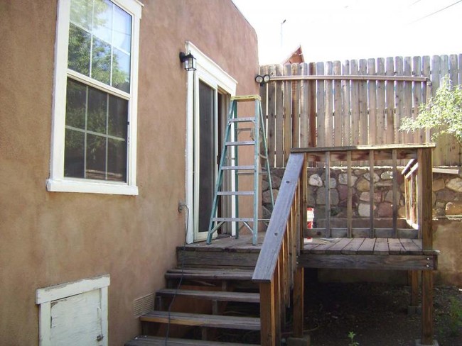 Building Photo - 501 W Gila St