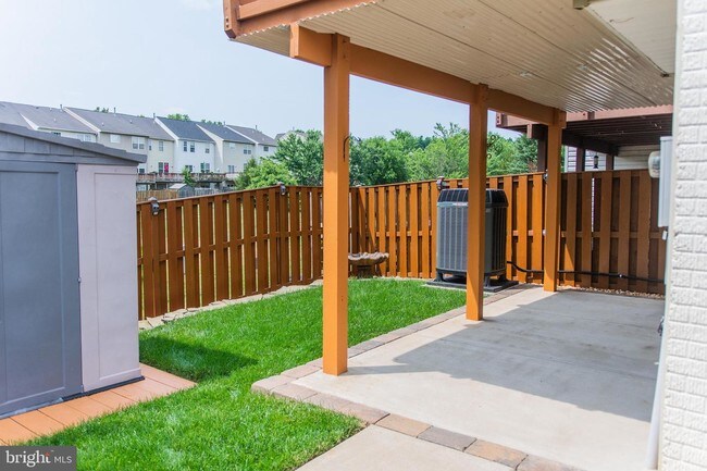Building Photo - 17470 Isle Royale Terrace
