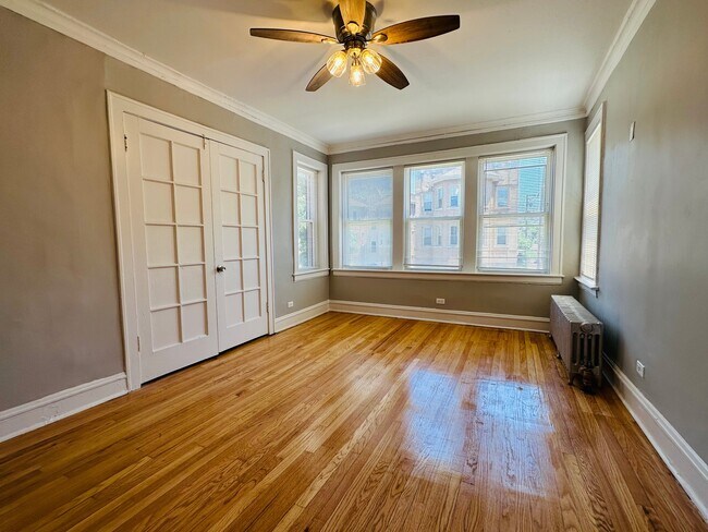 Foto del edificio - 5901-5911 W Huron St