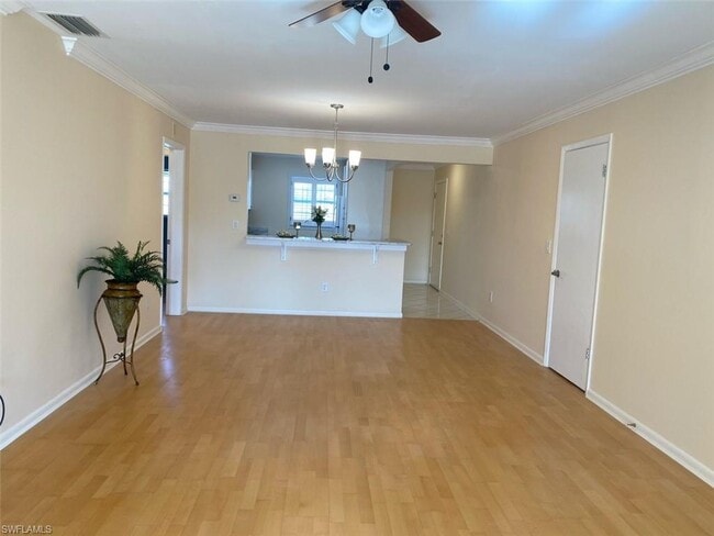Building Photo - 1344 Myerlee Country Club Blvd