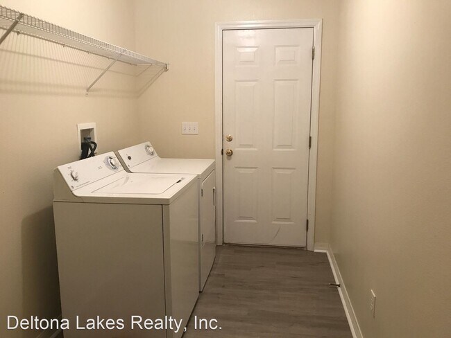 Foto del edificio - 4 br, 2 bath House - 1541 Deerfield Ave