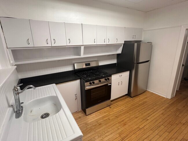 Foto del edificio - 2309 S Darien St