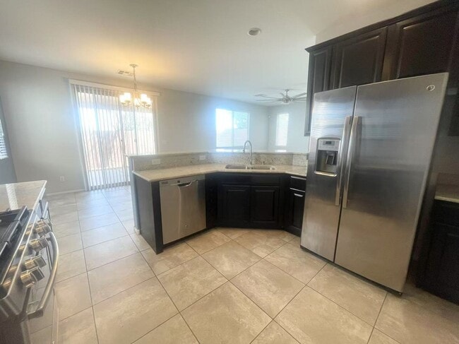 Building Photo - 930 Safe Sapphire Way