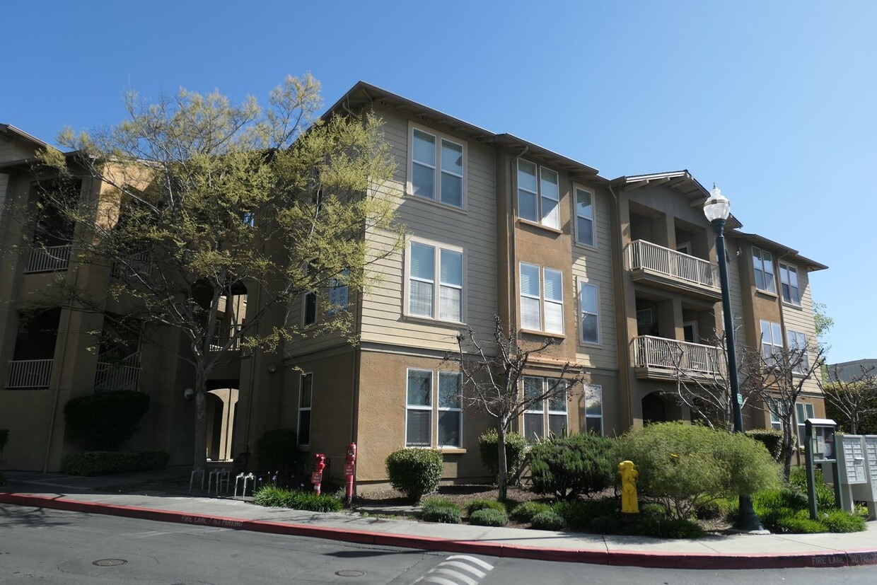 Foto del edificio - 212 Pacifica Blvd
