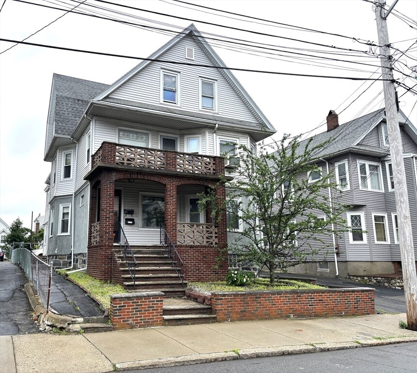 Primary Photo - 19 Forest Ave