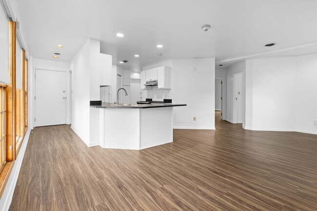 Building Photo - Griffin House Apartments