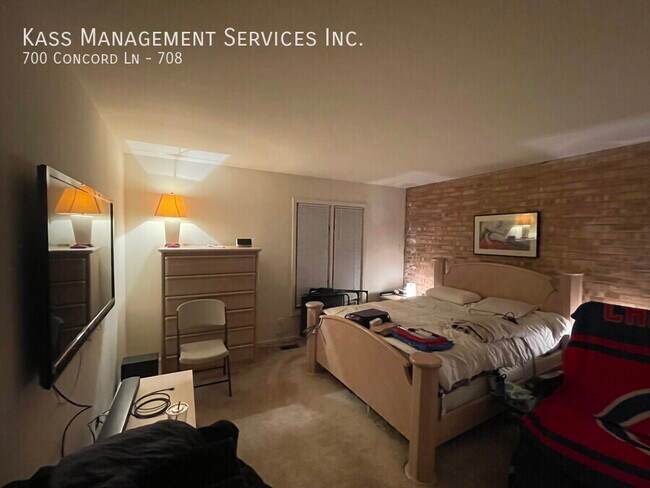 Foto del edificio - 700 Concord Ln