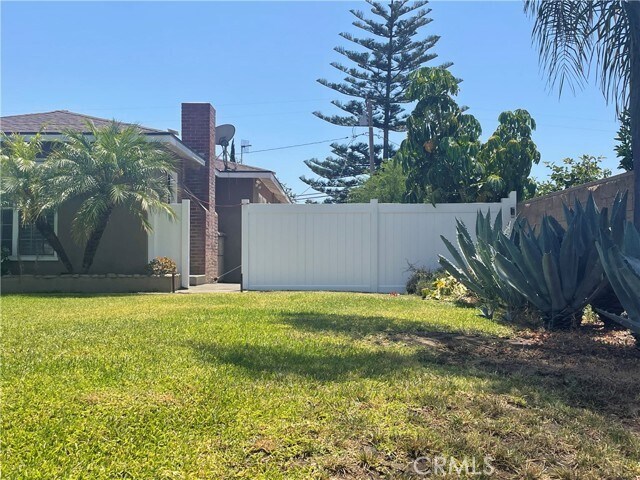 Foto principal - 408 E Elm St