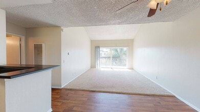 Interior Photo - Huntington Vista