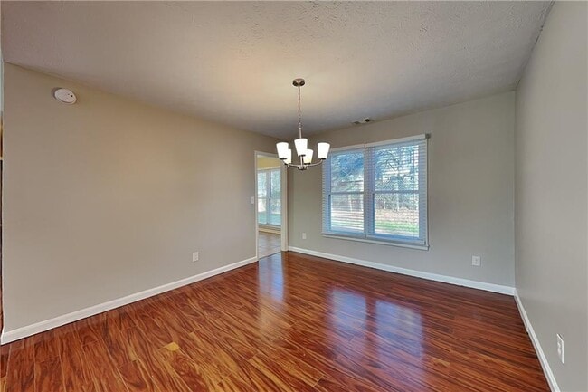 Foto del edificio - 4880 Camberbridge Dr