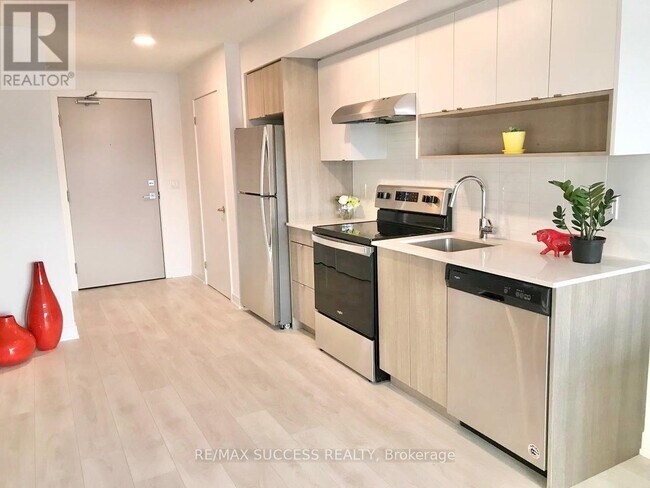 Building Photo - 1117 Cooke Blvd.