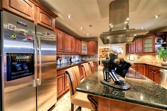 Building Photo - 5826 SW 17th St