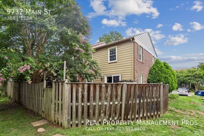 Photo - 9732 Main St- Townhome