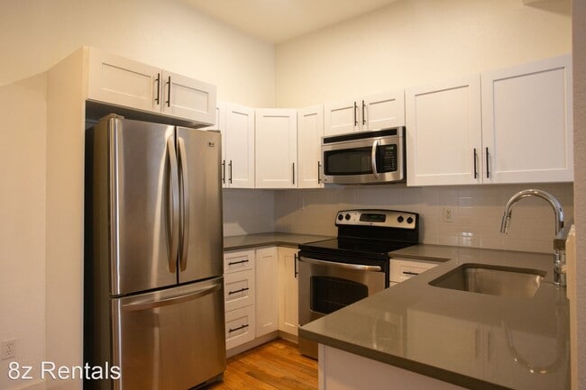 Building Photo - 1 br, 1 bath House - 1425 Washington St #205