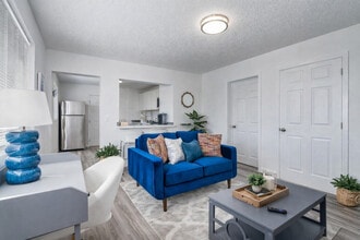 Building Photo - 612 S 18th St