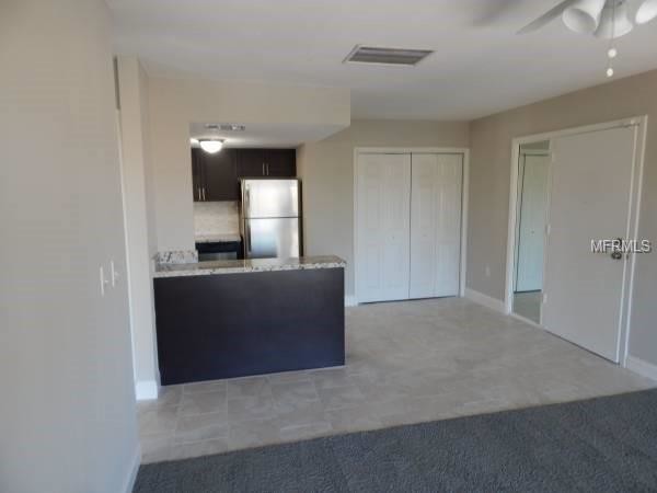 Building Photo - 3849 S Lake Dr