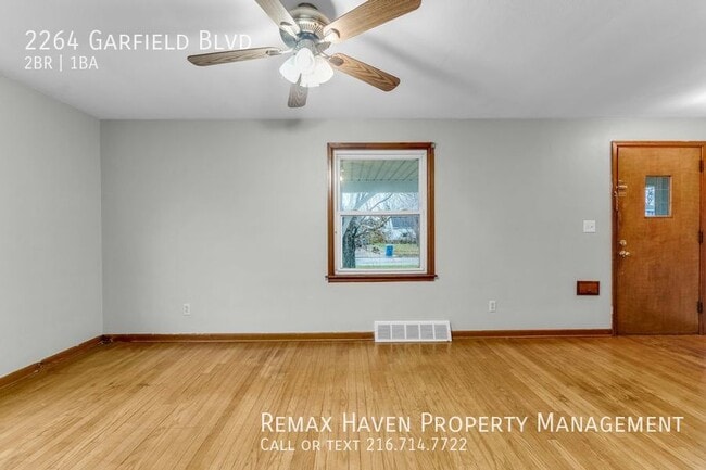 Building Photo - 2264 Garfield Blvd Right, Lorain - Spaciou...