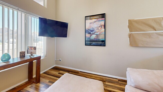 Foto del edificio - 1254 W Browning Way