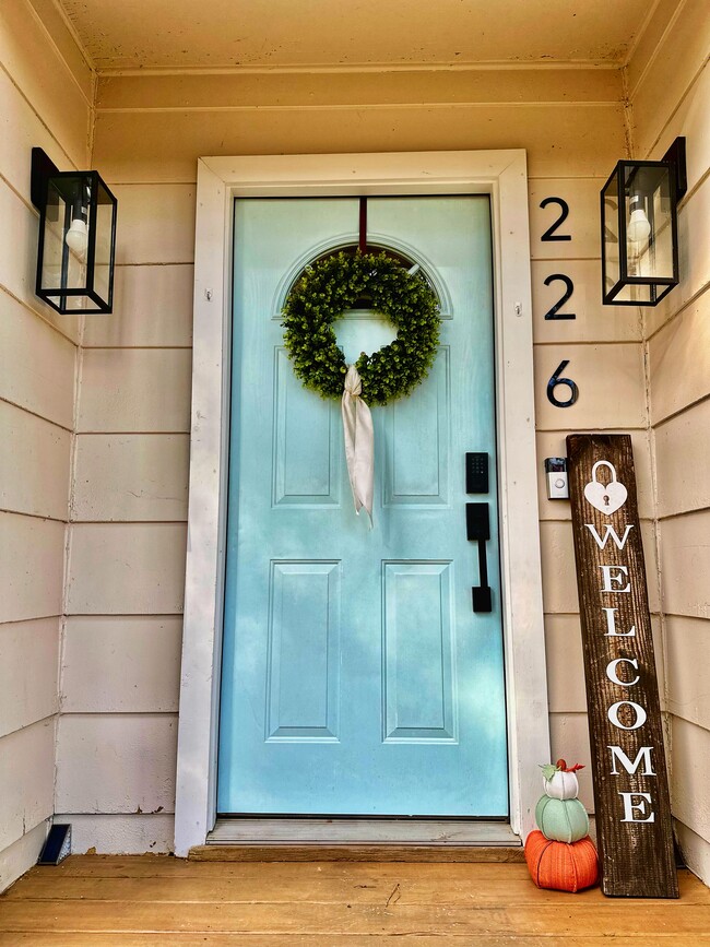 Building Photo - 226 Co Rd 217