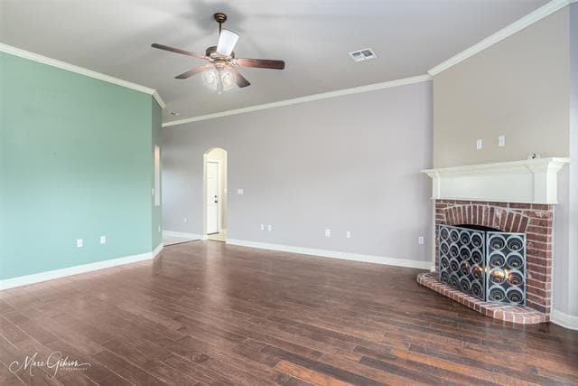 Foto del edificio - 2330 Tallgrass Cir