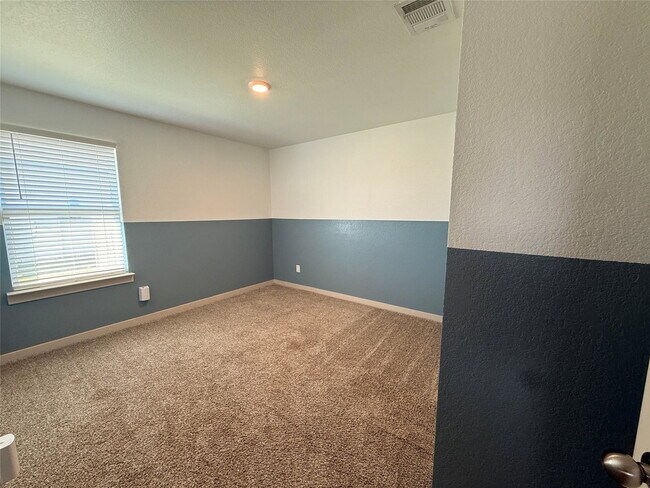 Building Photo - Spring Lane, Manvel, TX 77578 - 4 BR 2 BA single-family home