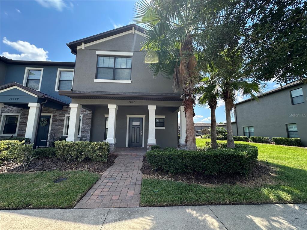 Foto principal - 28601 Tranquil Lake Cir