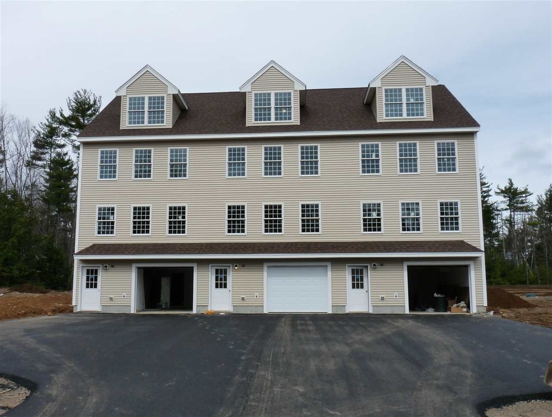 Foto principal - 56 Eagle Ridge Rd